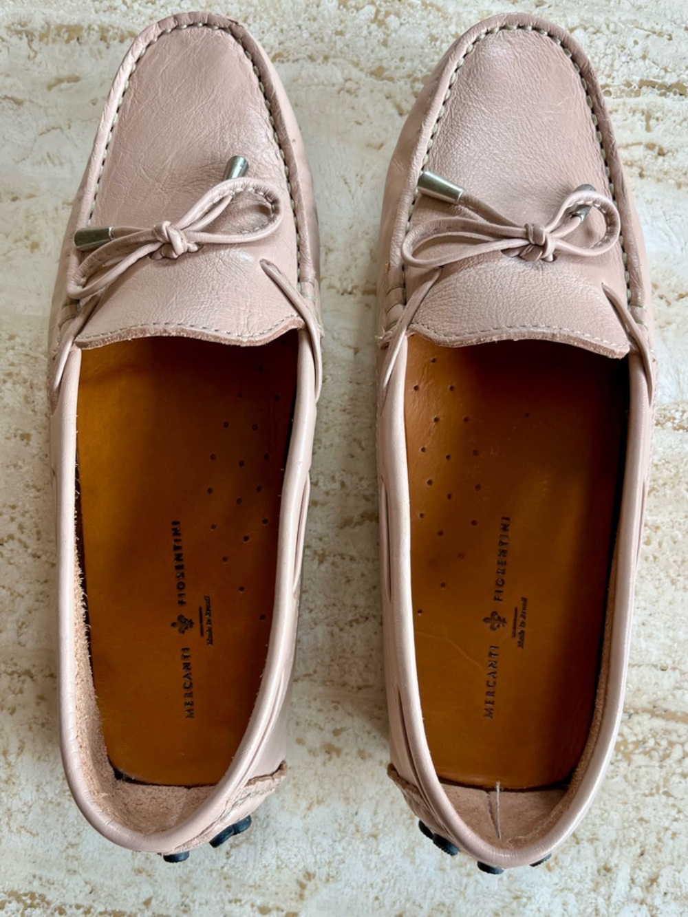 Mercanti Fiorentini • Leather Driving Moccasins • Pale Nude Pink • Size 8B